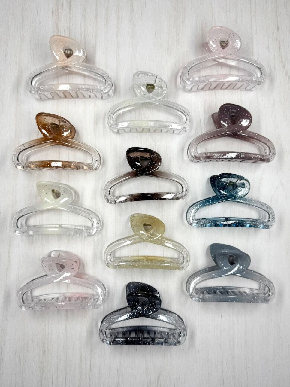 MEDIA DOCENA SURTIDA DE PINZAS