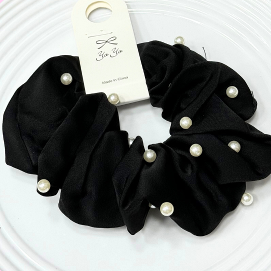 DOCENA MOÑA SATINADA